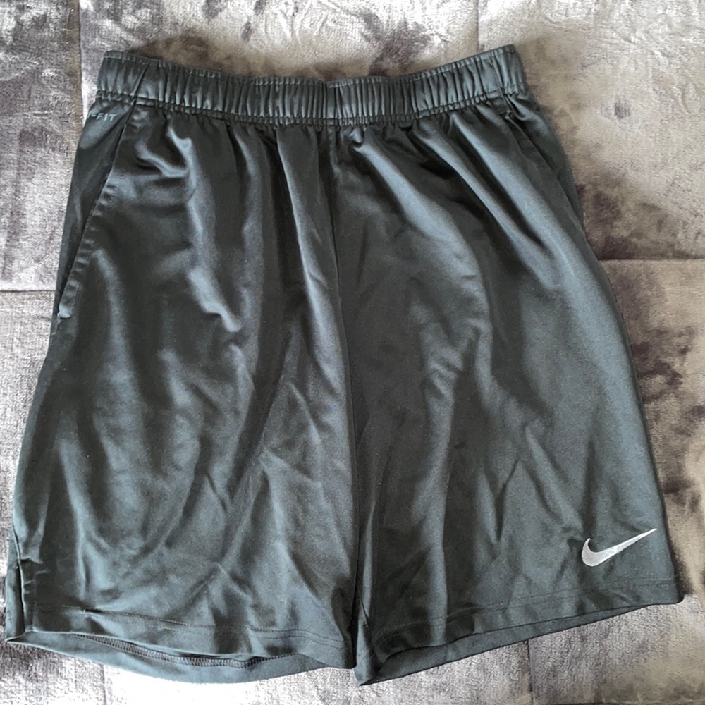 Large Black Nike Shorts- Great Condition